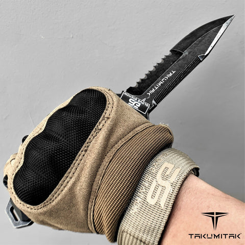 Takumitak 11" Fixed Blade Knife Full Tang Serrated D2 Blade 4.71mm Clip Point Blade G10 Handle Kydex Sheath Survival Knife Rescue Knife EDC Bushcraft Go Bag Knife